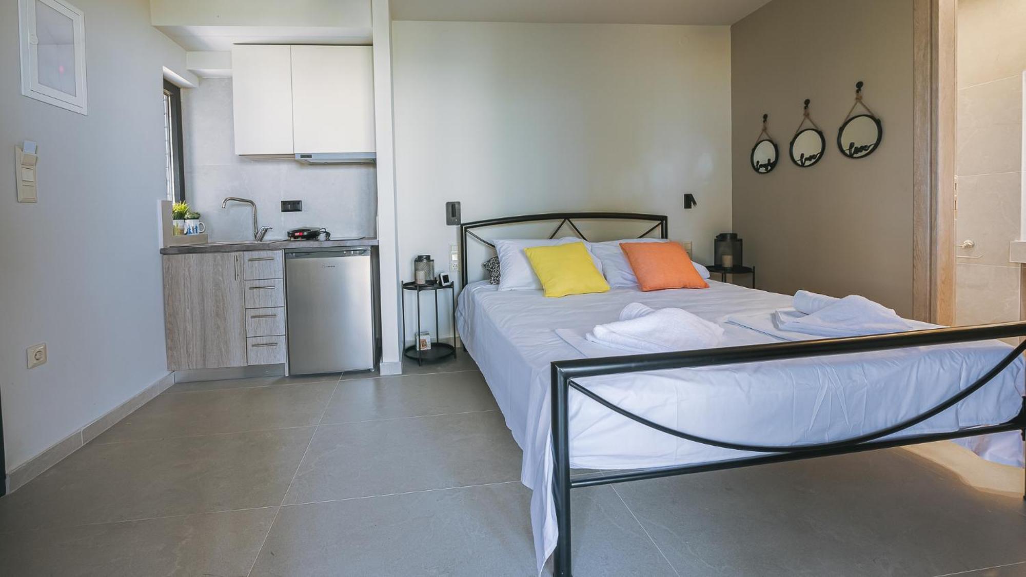 Electra Beachfront Suites, Nea Irakleia Exterior foto
