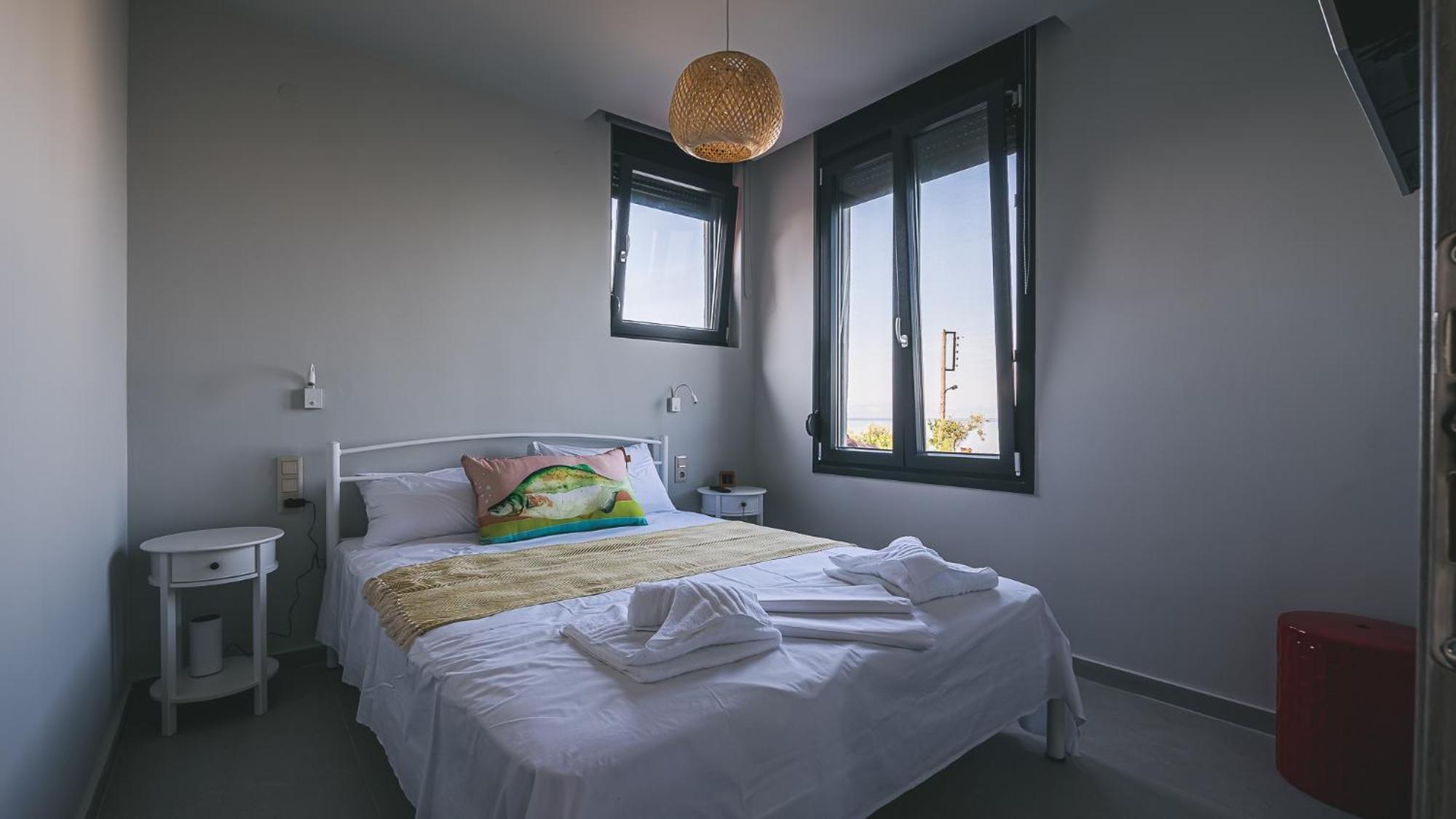Electra Beachfront Suites, Nea Irakleia Exterior foto
