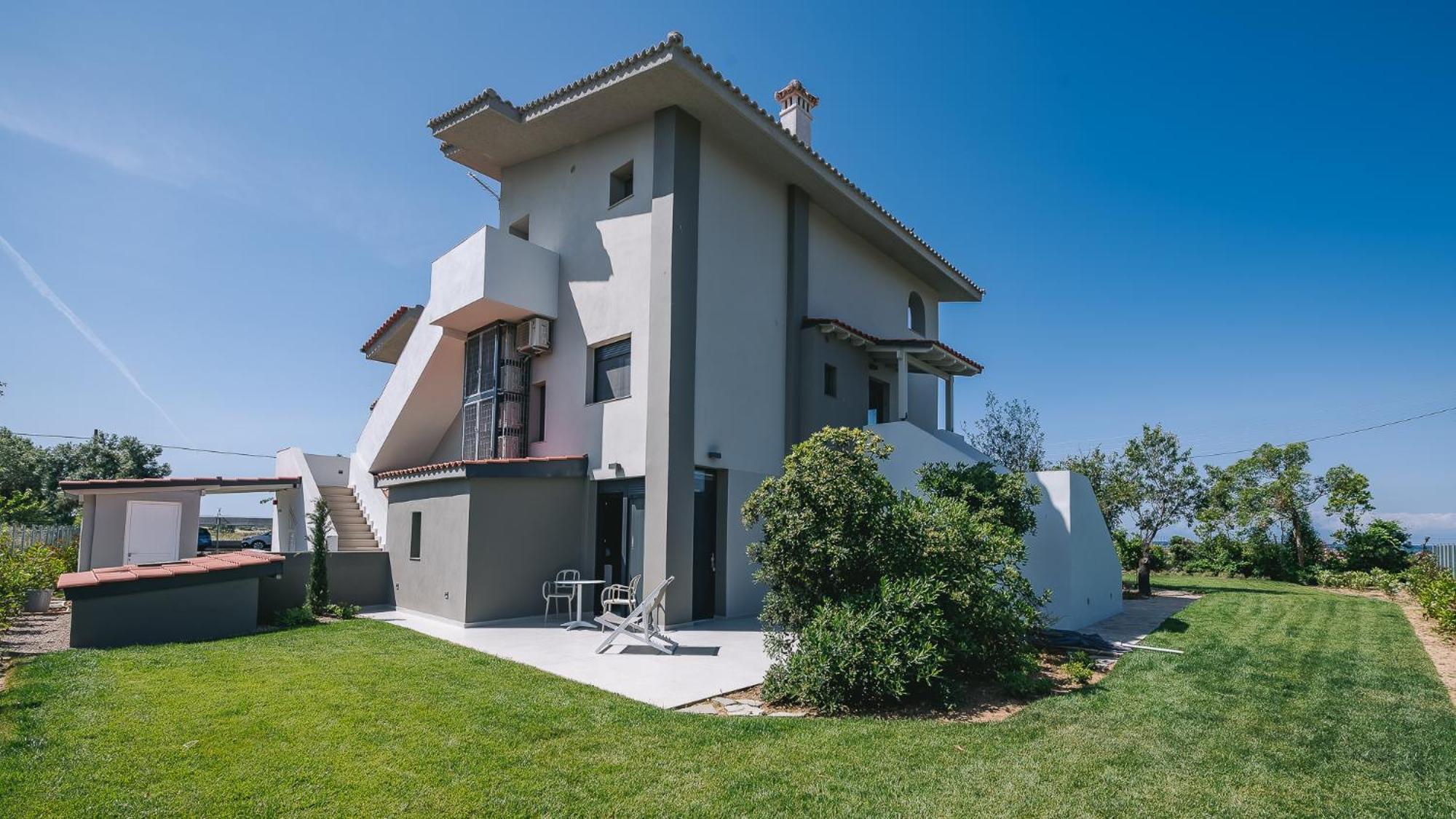 Electra Beachfront Suites, Nea Irakleia Exterior foto